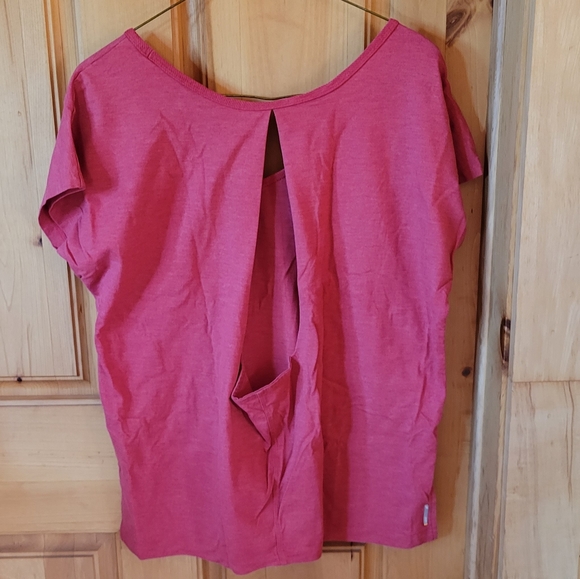 Lole Shirt - Picture 2 of 2